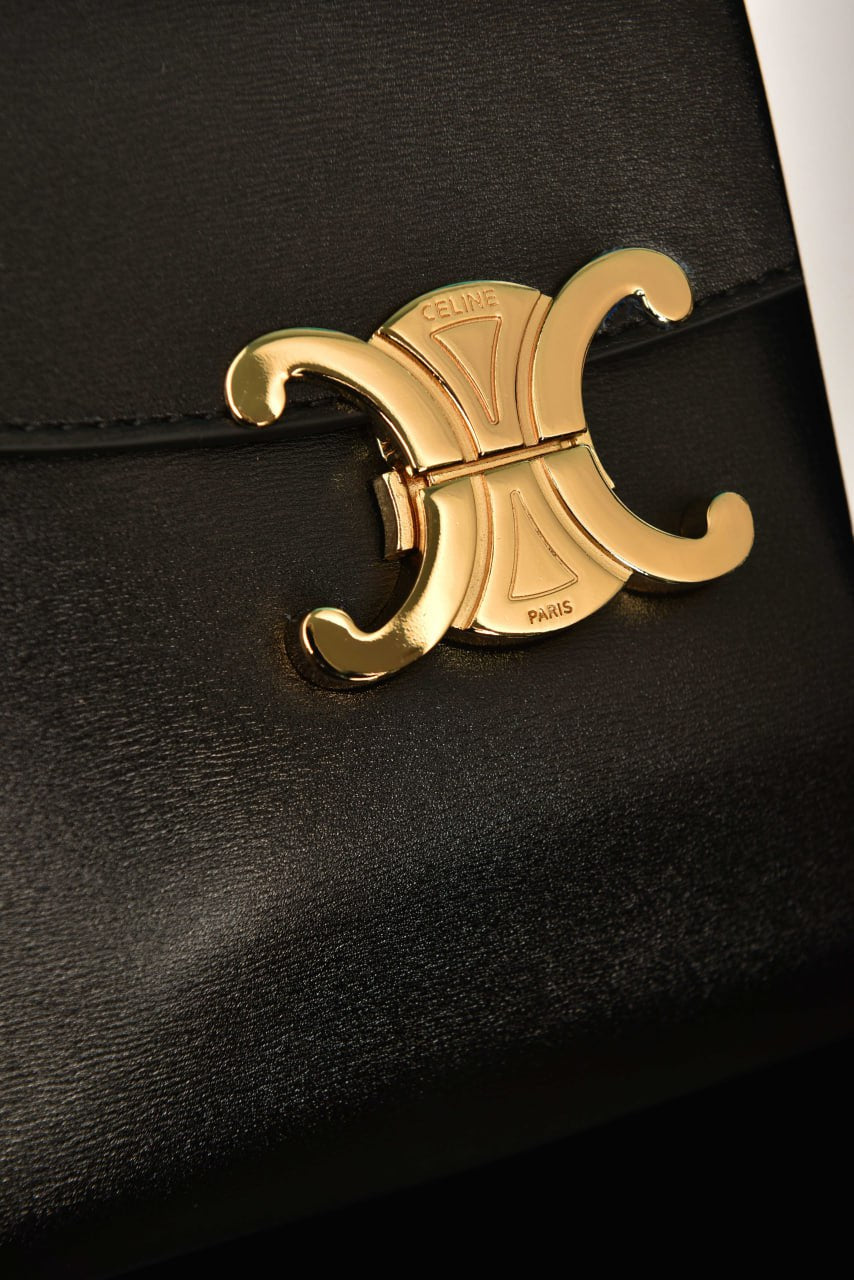 CLN - Medium Nino Bag in Supple Grained