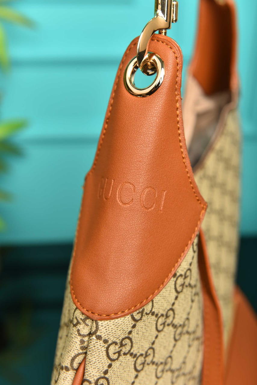 B Large Shoulder Bag