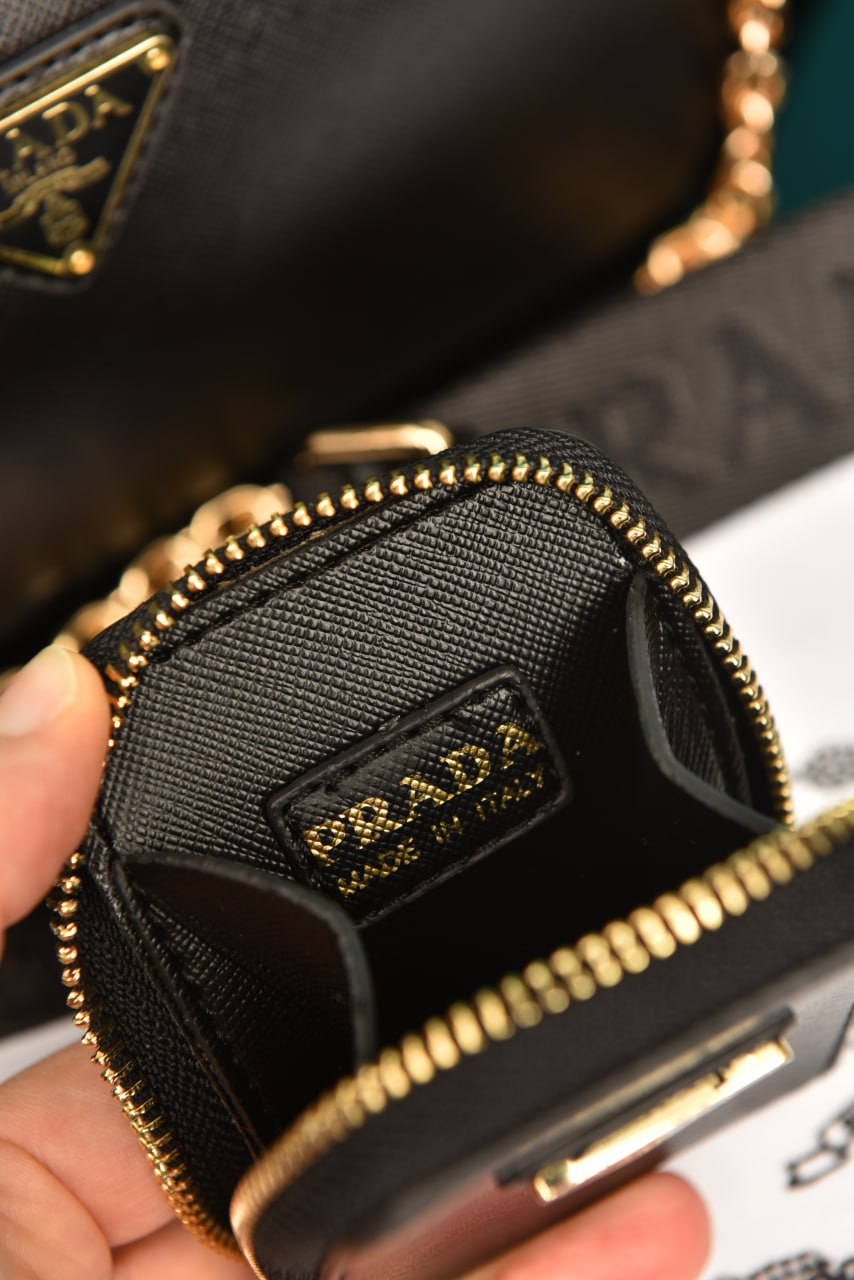 Re-Edition 2005 Saffiano Leather Bag