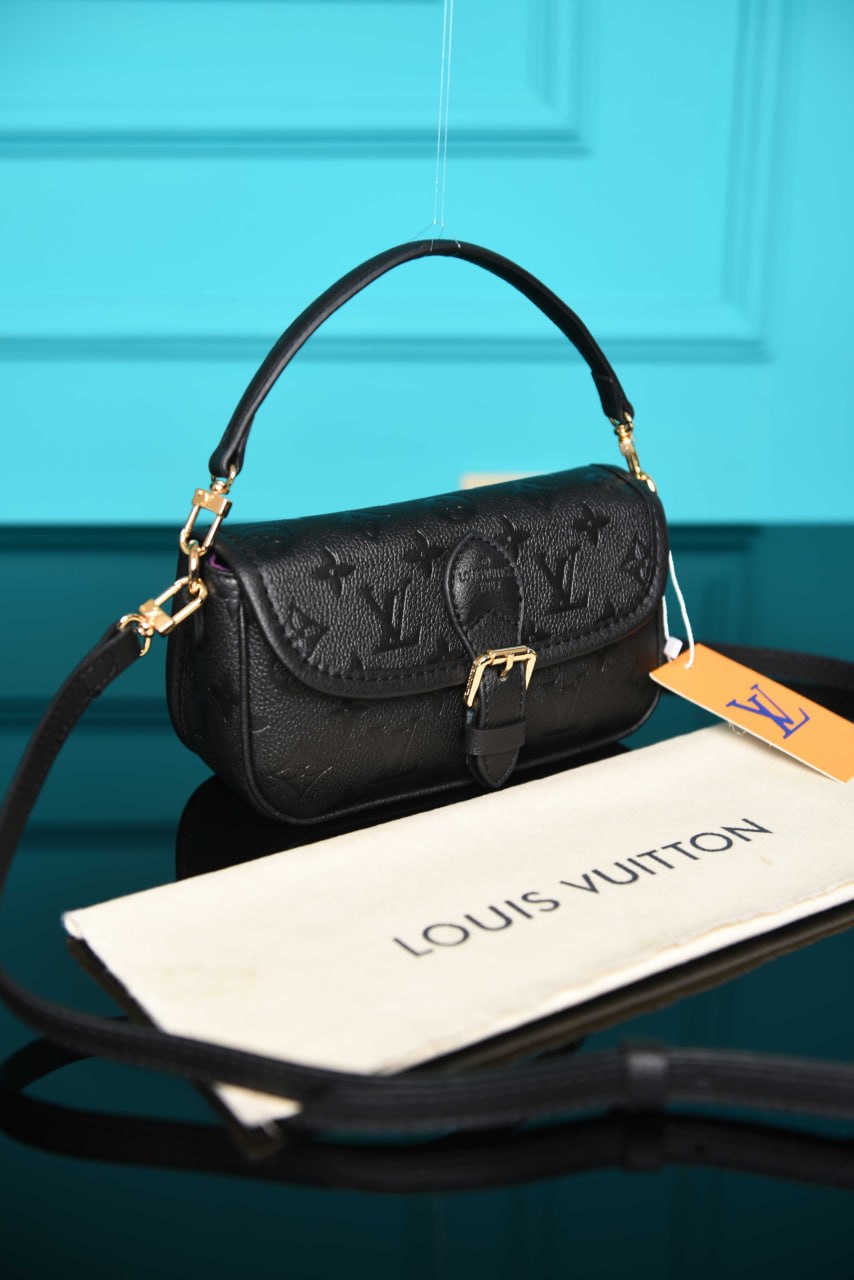 Nano Diane (Black)