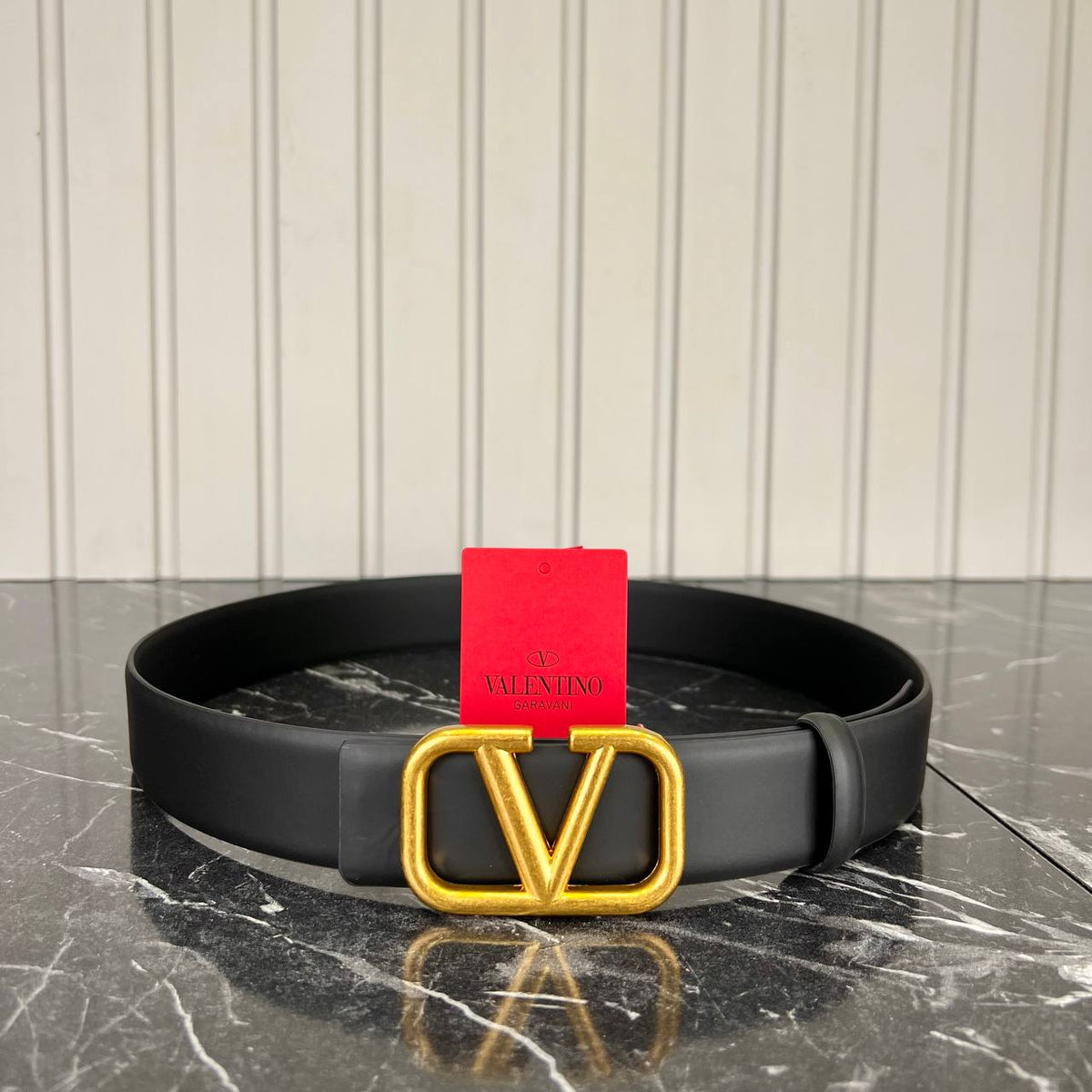 V.alenti Leather Belt