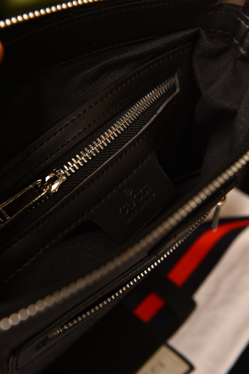 Small Messenger Bag (v2)