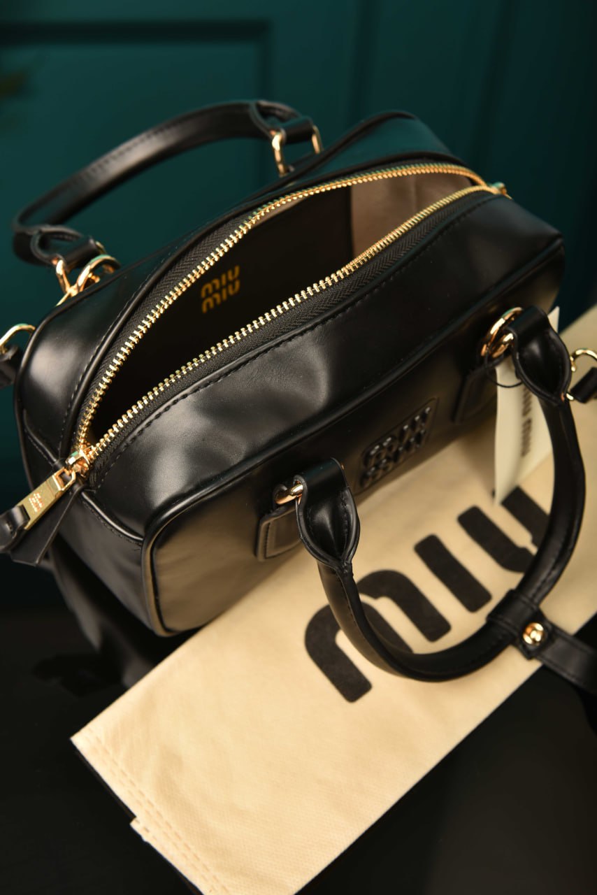 MM - Arcadie Leather Bag