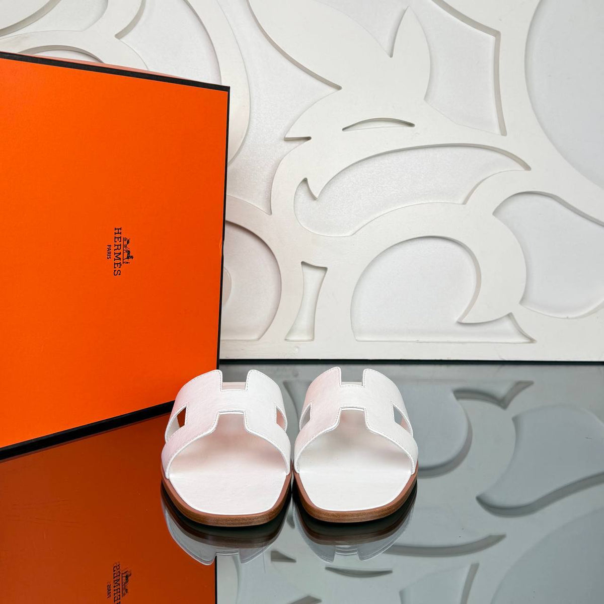 Kelly 22 Bag and Slipper Set