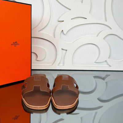 '- Oran Slippers (Brown)
