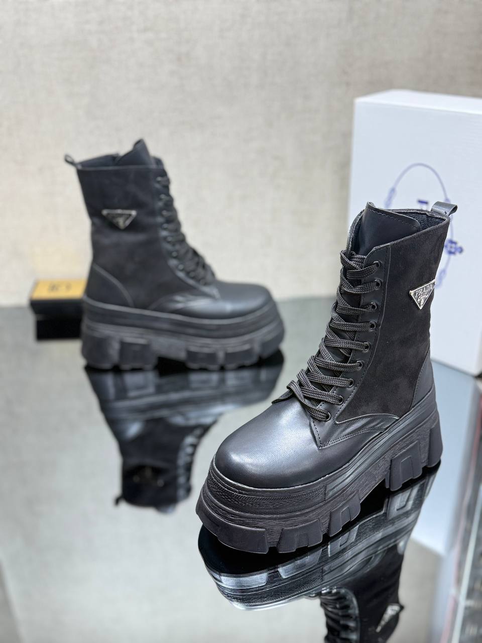PRD - Bag and Leather Boot