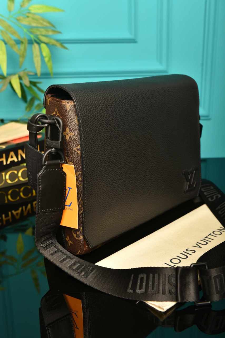 Takeoff messenger