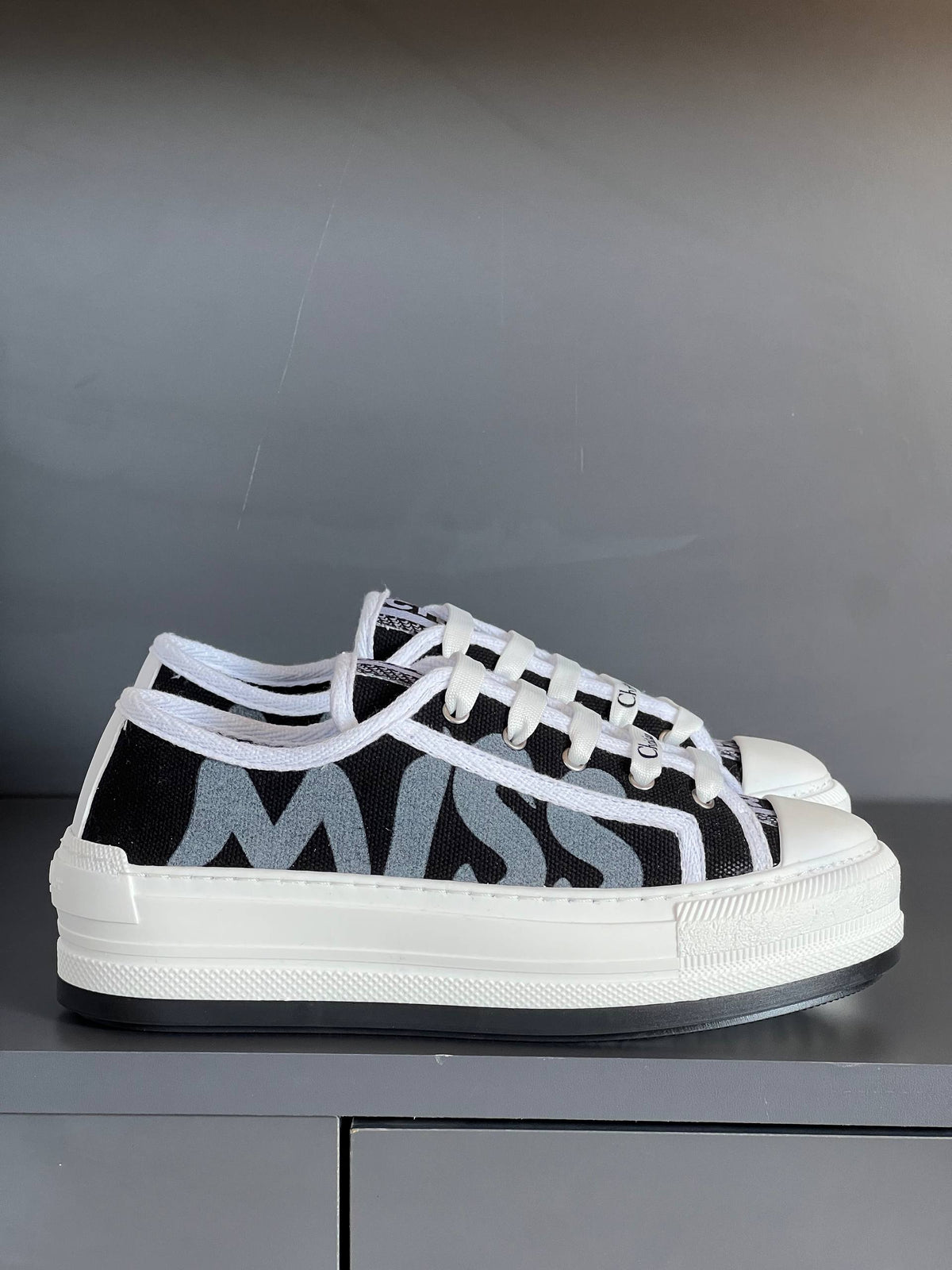 D10r - Season Shoes