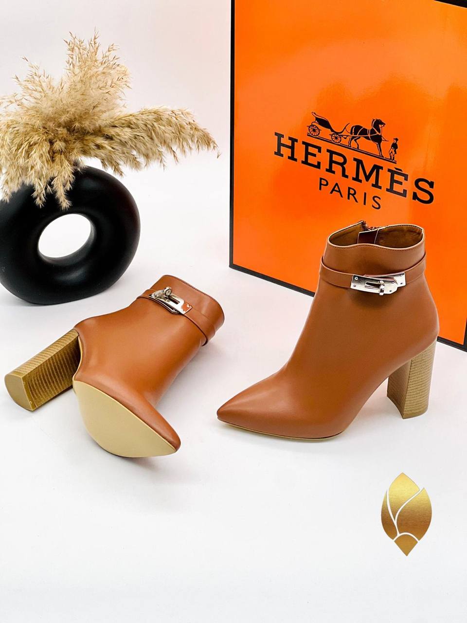 '- Boots