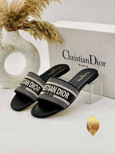 CD - Slipper